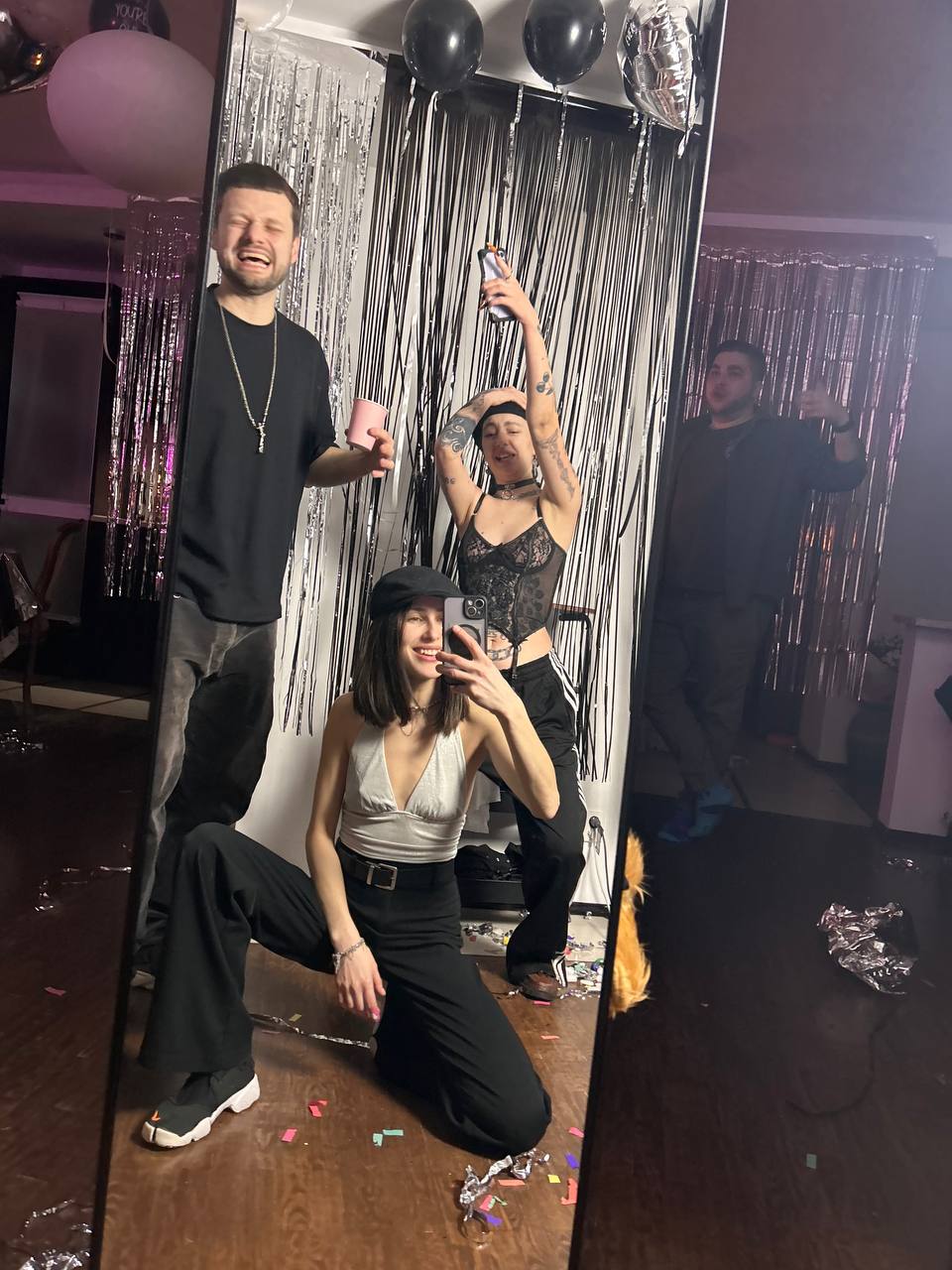 Археолаг эмоцый 🏺