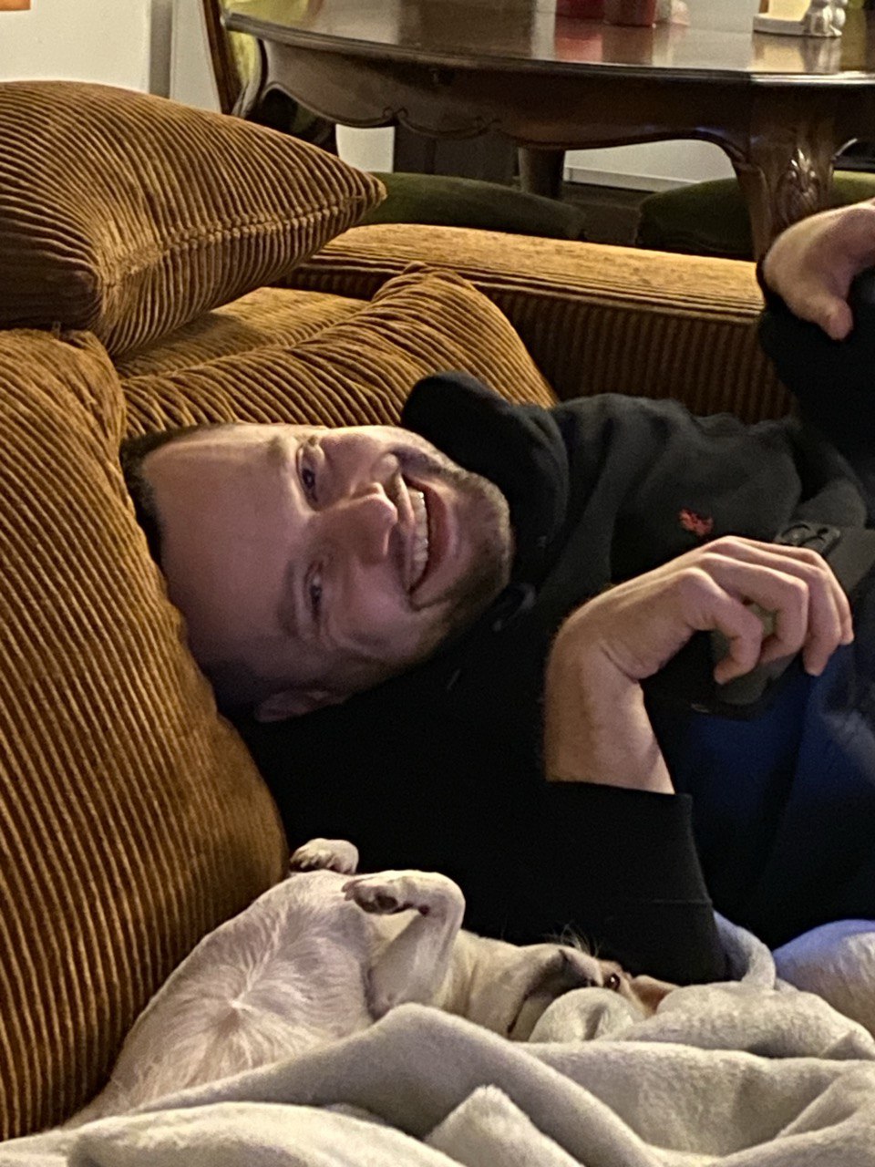 Фотамадэль па выклічы 📸